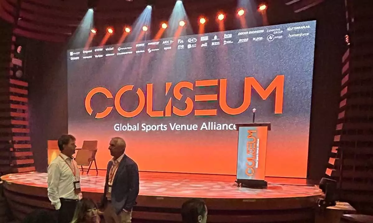 Coliseum Summit Rhenac 1